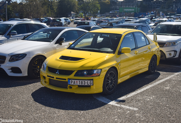 Mitsubishi Lancer Evolution IX