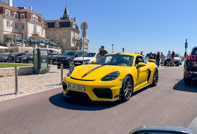 Porsche 718 Cayman GT4