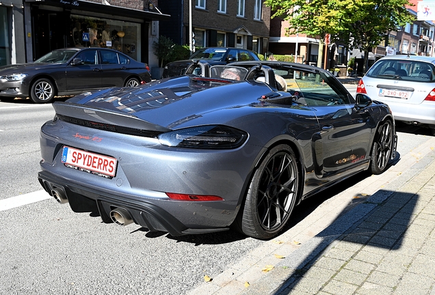 Porsche 718 Spyder RS Weissach Package