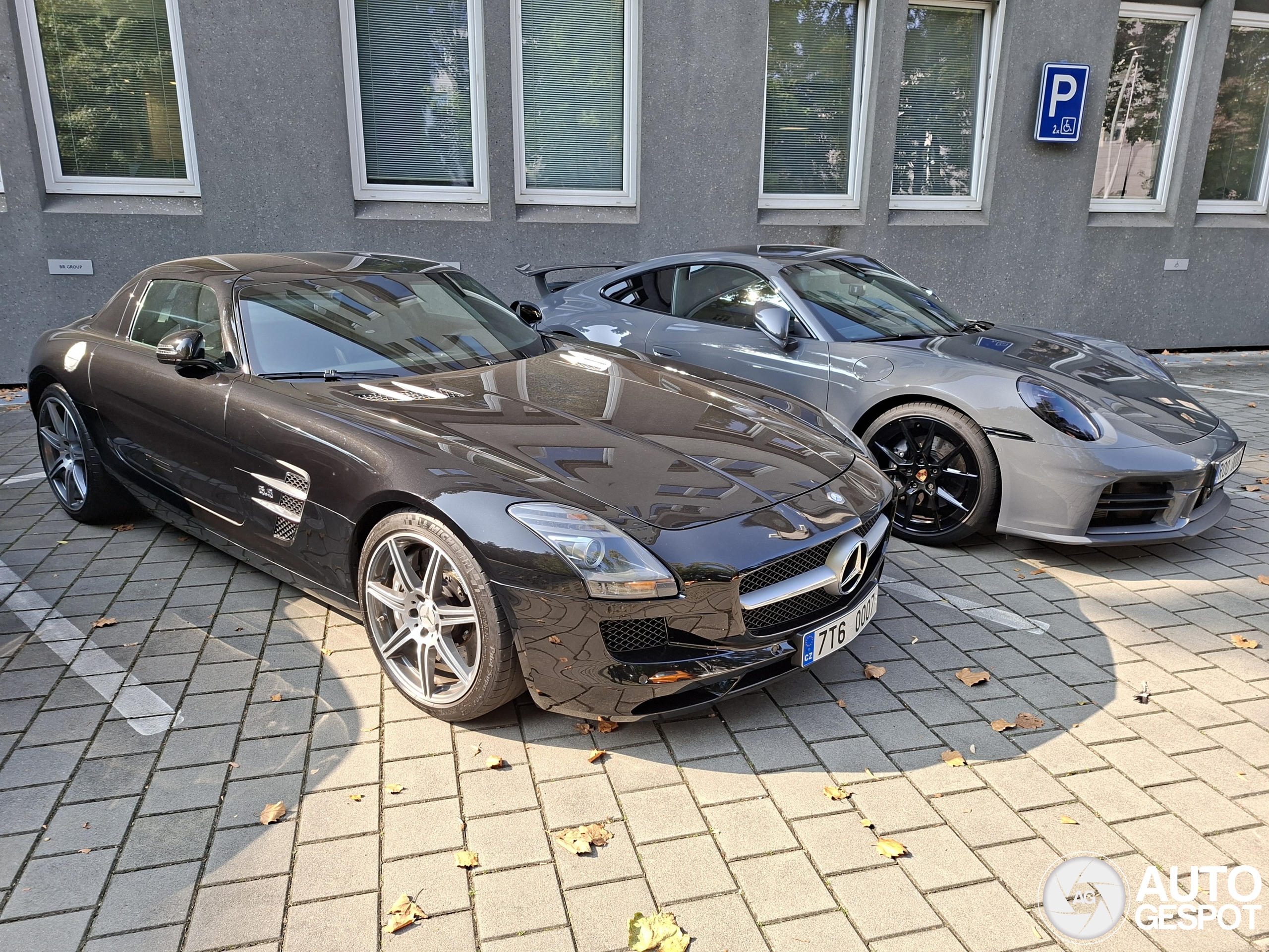 Mercedes-Benz SLS AMG