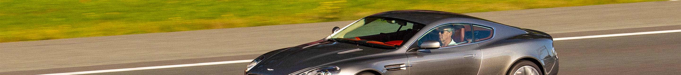 Aston Martin DB9