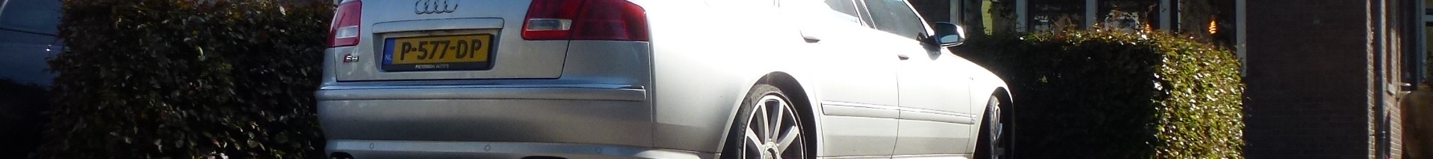 Audi S8 D3