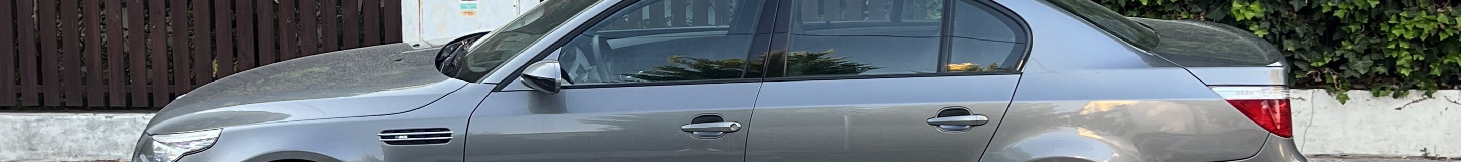 BMW M5 E60 2005