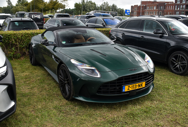 Aston Martin DB12 Volante
