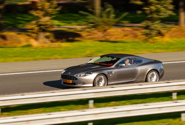 Aston Martin DB9