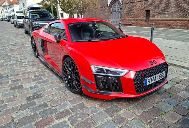 Audi R8 V10 Plus 2015