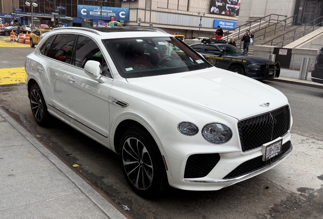 Bentley Bentayga V8 2021