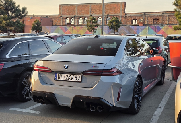 BMW M5 G90