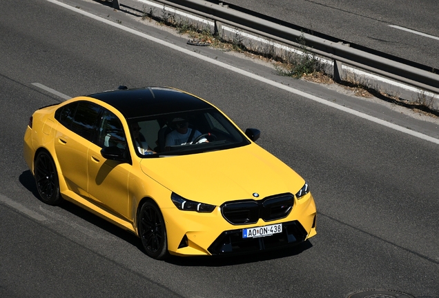 BMW M5 G90