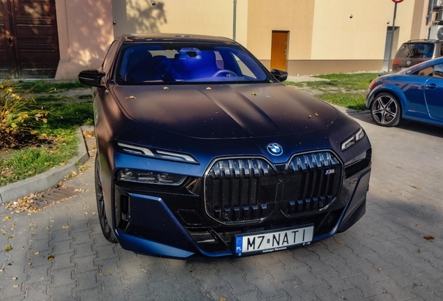 BMW M760e xDrive