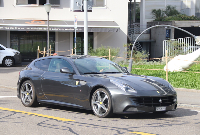 Ferrari FF
