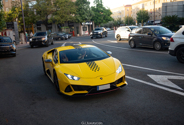 Lamborghini Huracán LP640-4 EVO