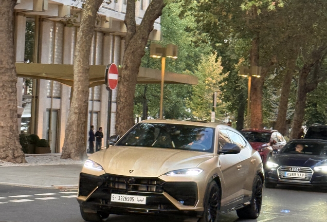 Lamborghini Urus SE