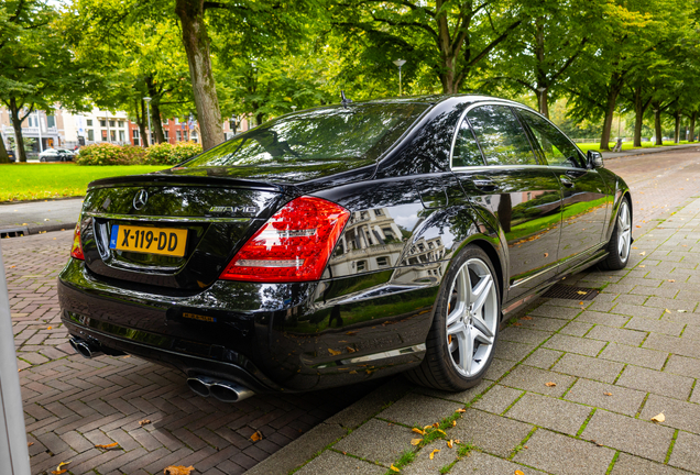 Mercedes-Benz S 63 AMG W221 2010