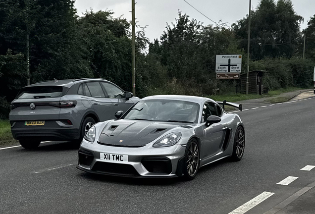 Porsche 718 Cayman GT4 RS