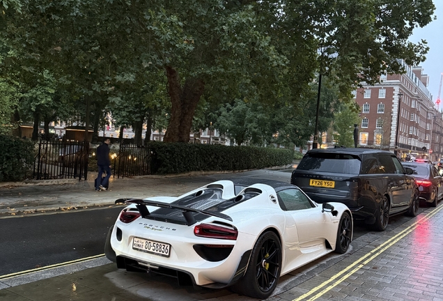 Porsche 918 Spyder Weissach Package