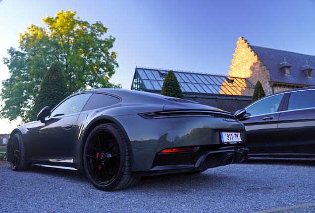 Porsche 992 Carrera 4 GTS MkII