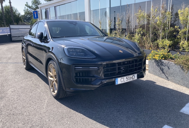 Porsche Cayenne Coupé Turbo E-Hybrid