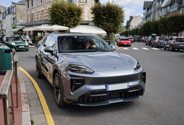 Porsche Cayenne Turbo Electric