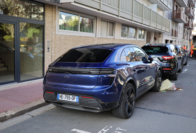 Porsche Macan EV Turbo