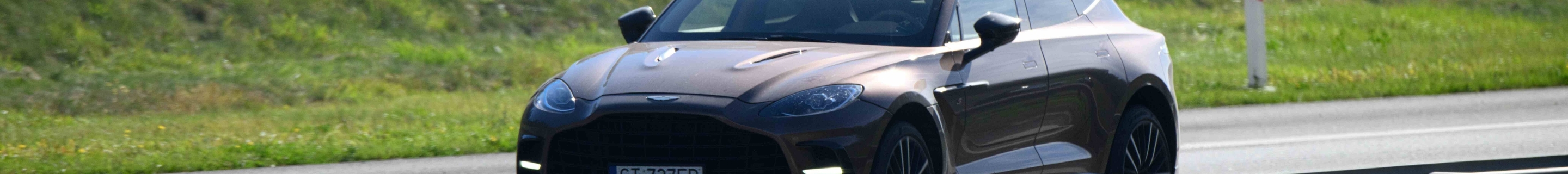 Aston Martin DBX S