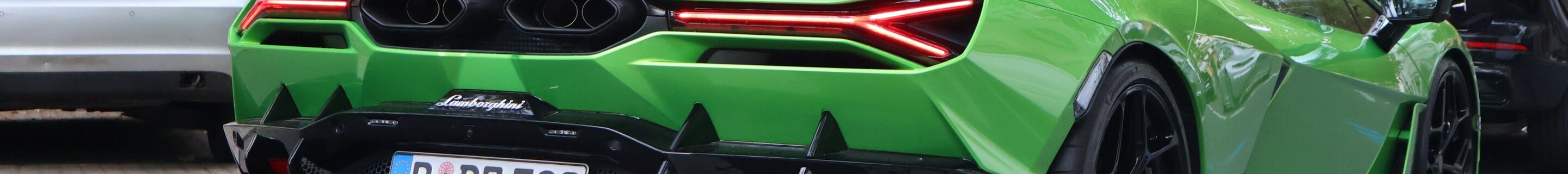 Lamborghini Revuelto