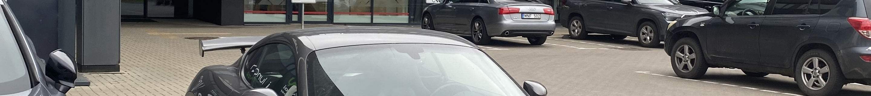 Porsche 718 Cayman S