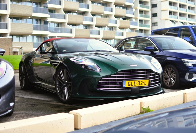 Aston Martin DB12 Volante
