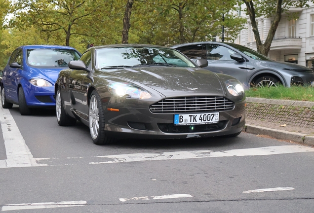 Aston Martin DB9