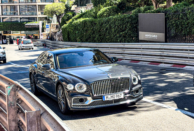 Bentley Flying Spur Hybrid