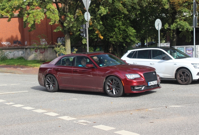 Chrysler 300C SRT8 2016