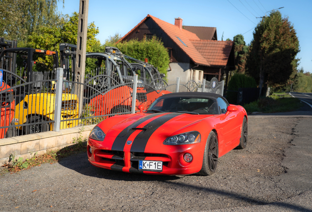 Dodge Viper SRT-10 Roadster 2003