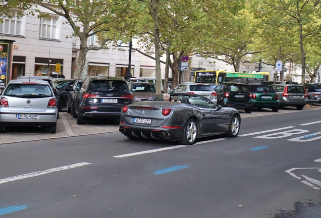 Ferrari California T