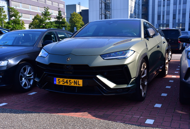 Lamborghini Urus Performante