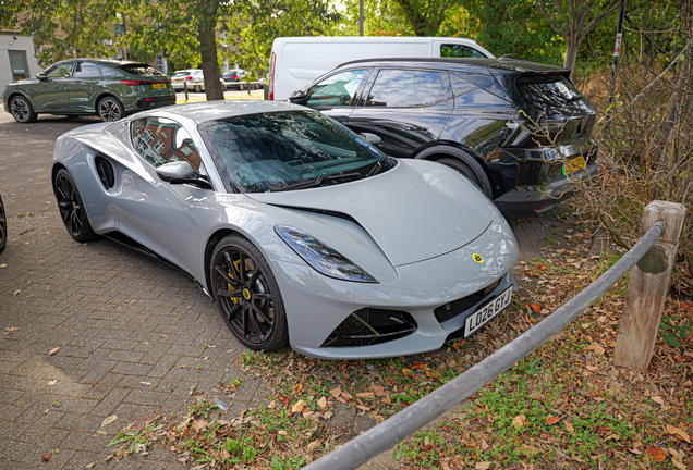 Lotus Emira