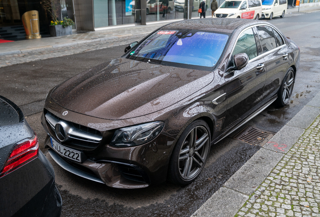 Mercedes-AMG E 63 S W213