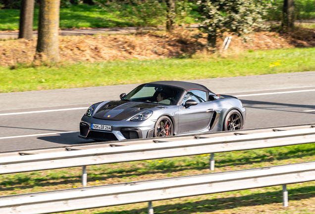 Porsche 718 Spyder RS Weissach Package