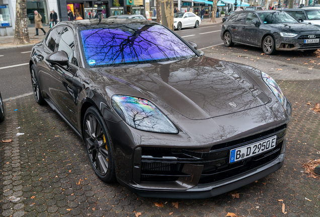 Porsche 972 Panamera Turbo S E-Hybrid