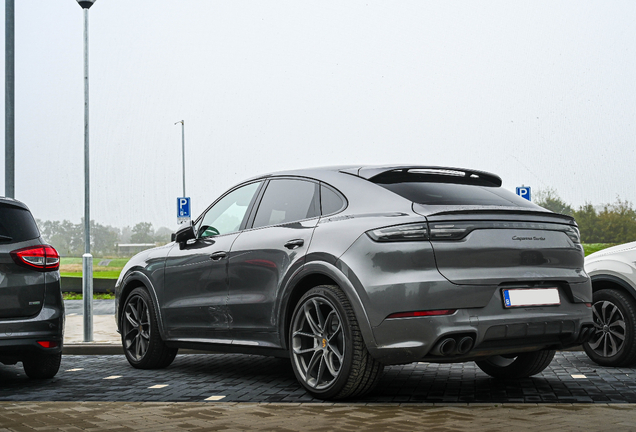 Porsche Cayenne Coupé Turbo E-Hybrid