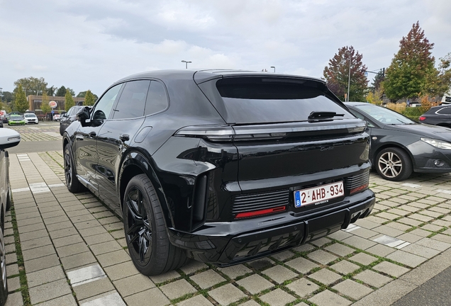 Porsche Cayenne Turbo Electric