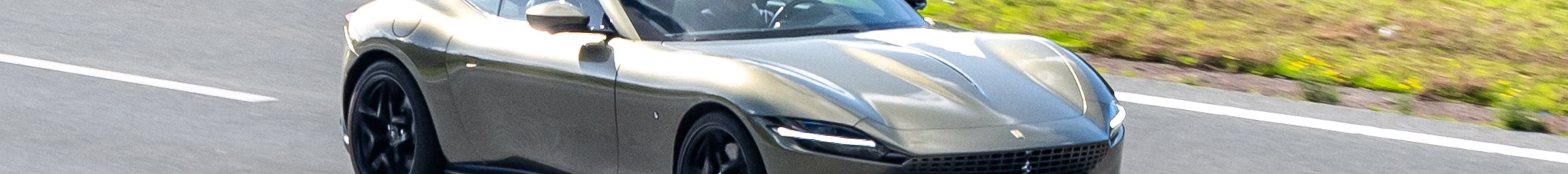 Ferrari Roma Spider