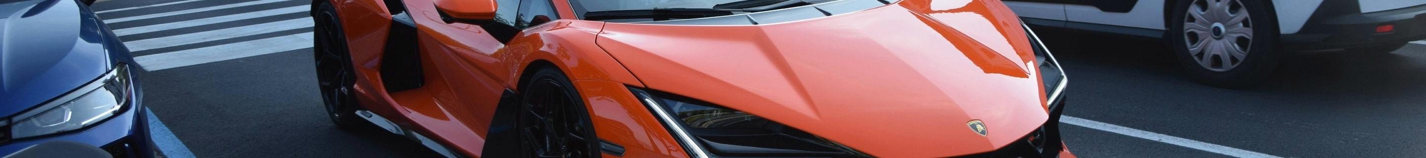 Lamborghini Revuelto