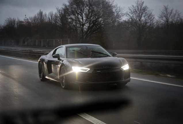 Audi R8 V10 Plus 2015