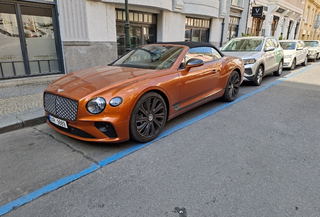 Bentley Continental GTC 2019 Mulliner