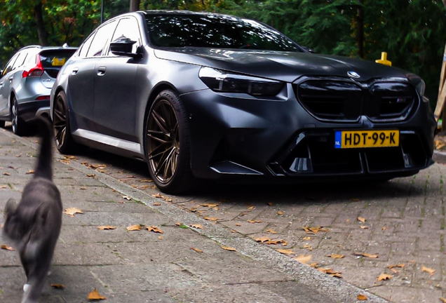 BMW M5 G90