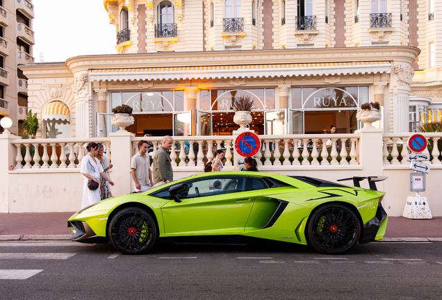 Lamborghini Aventador LP750-4 SuperVeloce