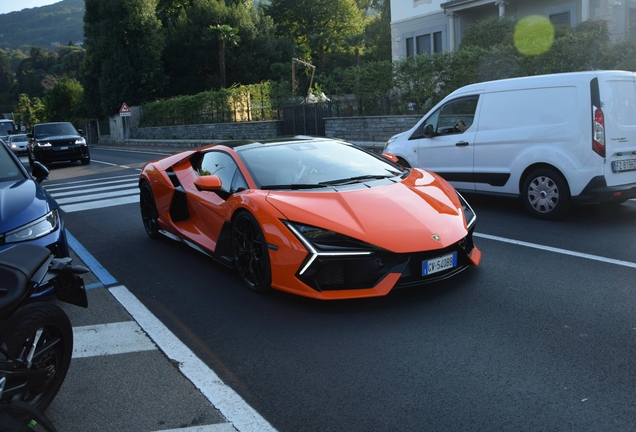 Lamborghini Revuelto