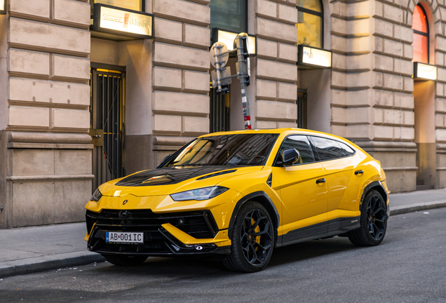 Lamborghini Urus Performante