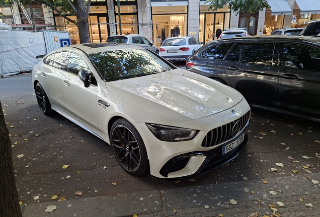 Mercedes-AMG GT 63 S X290