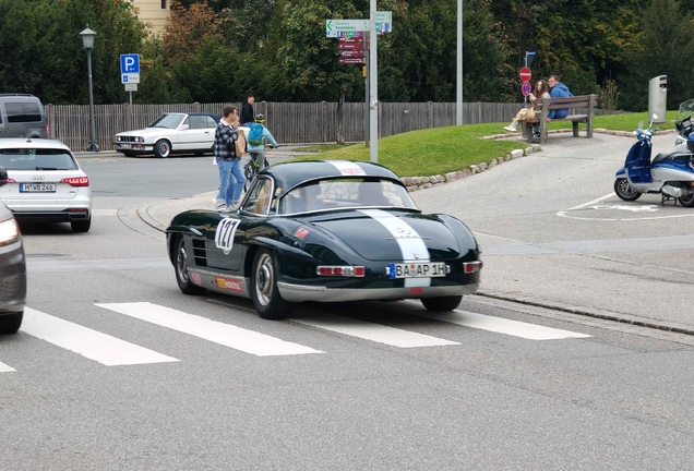 Mercedes-Benz 300SL Roadster